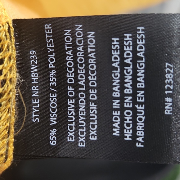 harvé benard Gold Zip-Front Sleeveless Blouse - Picture 8 of 8